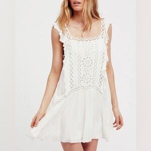 Free People Mini Dress White Crochet Priscilla Ruffled Womens Size M